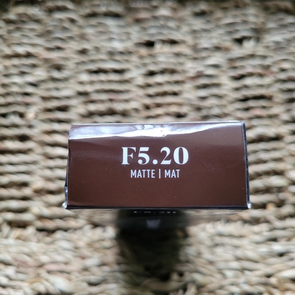 MORPHE Fluidity Full Coverage Foundation F5.20 Matte NIB Sweat/Water Proof - Picture 2 of 5